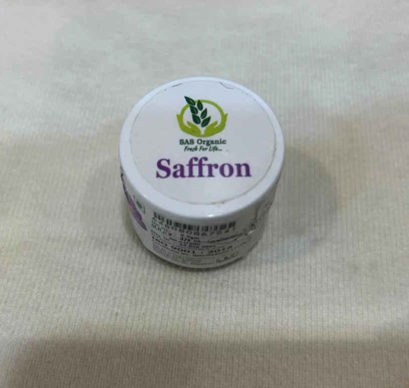 Premium Kashmiri Saffron. (pack of 1) 1gms
